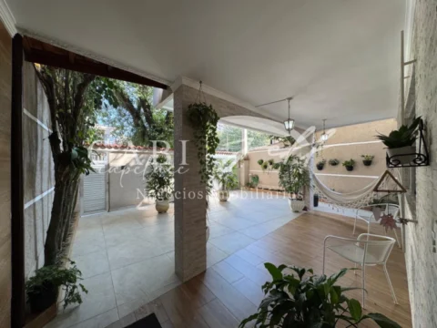 Casa à venda no Aparecida: Foto 01