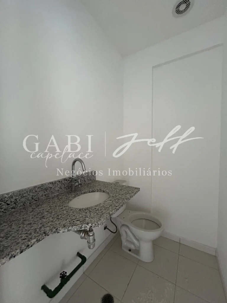 Sala à venda no Vila Mathias:
