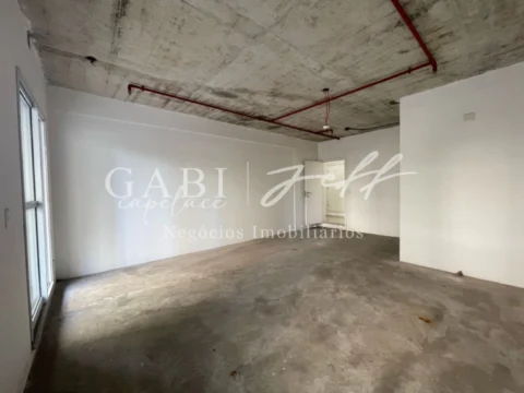 Sala à venda no Vila Mathias: