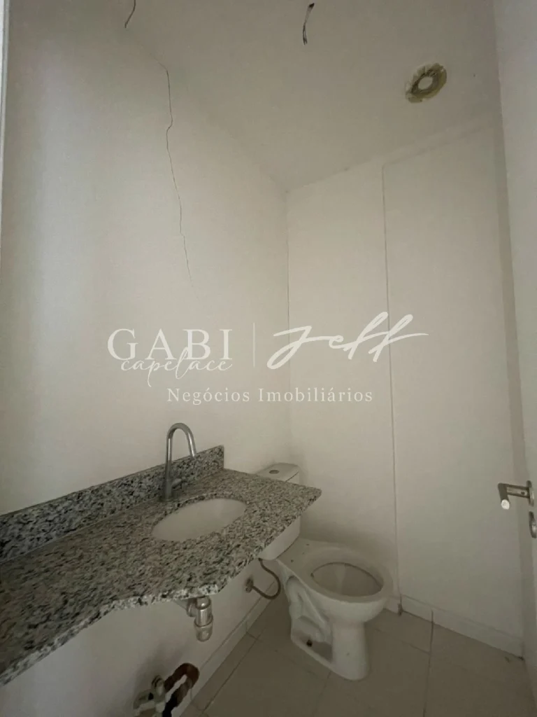 Sala à venda no Vila Mathias: