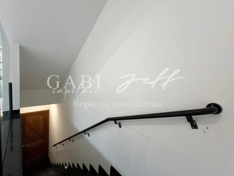 Casa à venda no EMBARÉ: