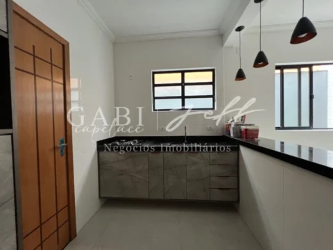 Casa à venda no EMBARÉ: