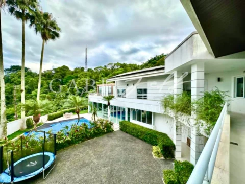 Casa à venda no MARAPÉ: