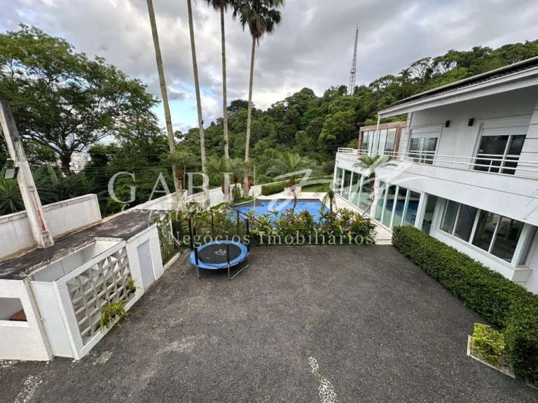 Casa à venda no MARAPÉ: