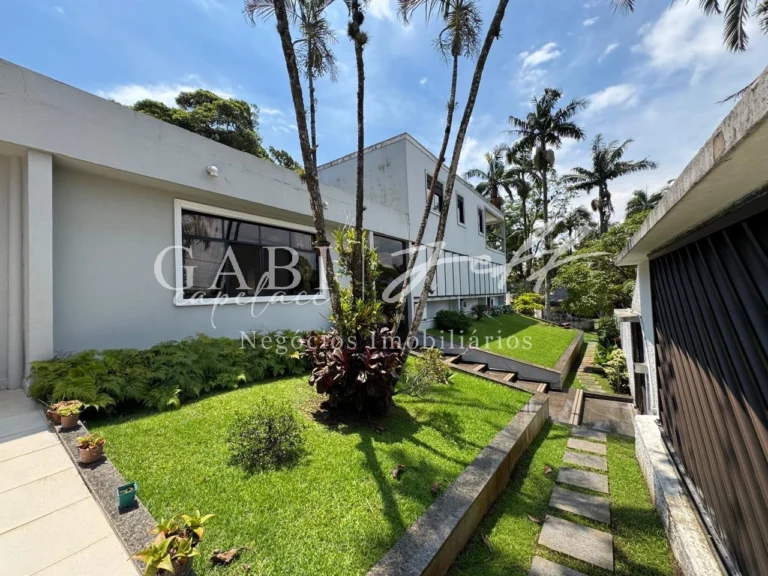 Casa à venda no MARAPÉ: