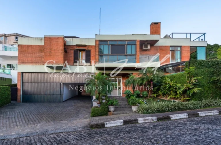 Casa à venda no MARAPÉ: