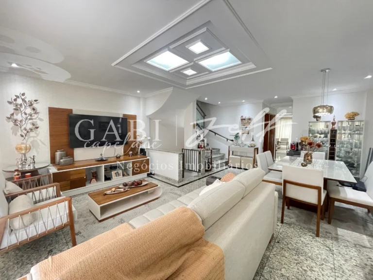 Casa à venda no EMBARÉ: