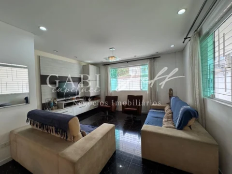 Casa à venda no EMBARÉ: