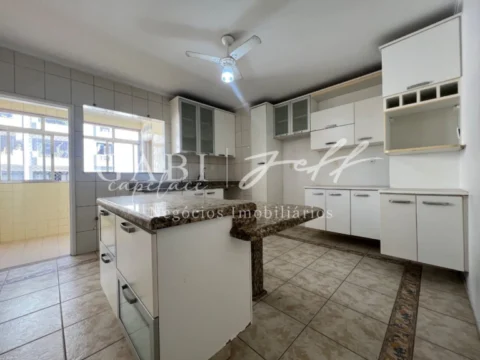 Apartamento à venda no Ponta da Praia: