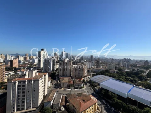 Apartamento à venda no Ponta da Praia:
