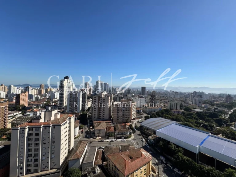 Apartamento à venda no Ponta da Praia: