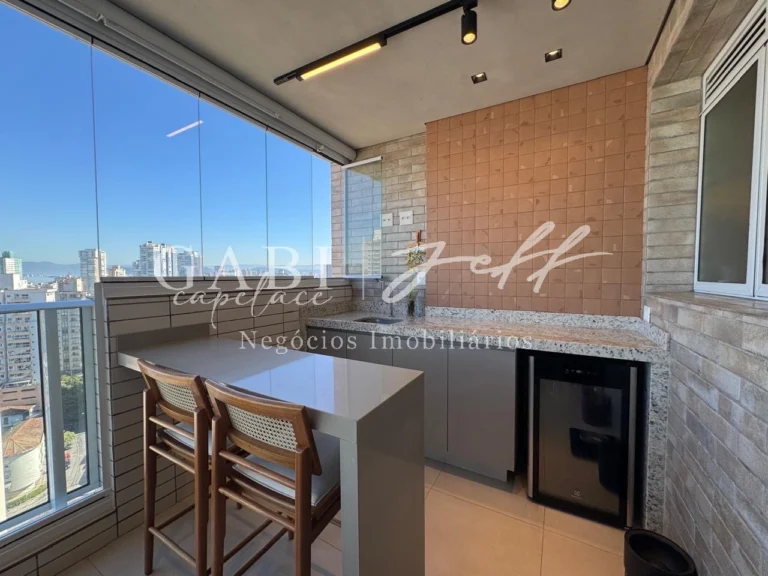 Apartamento à venda no Ponta da Praia: