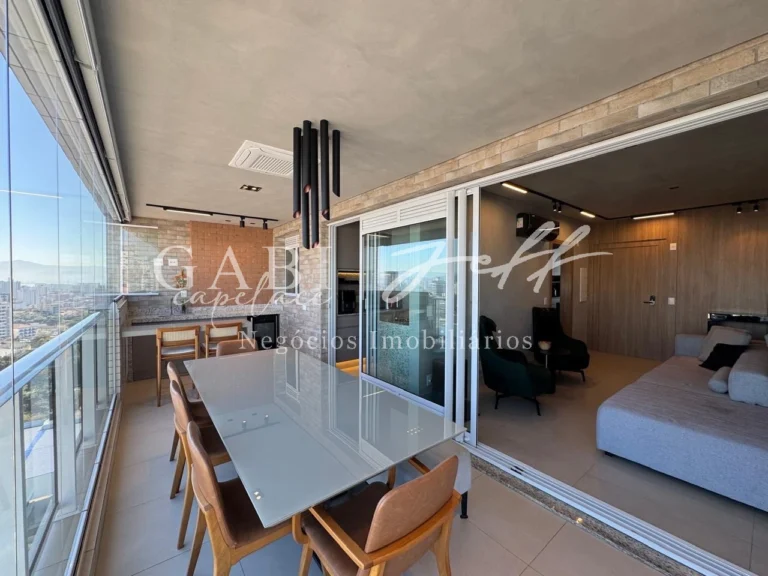 Apartamento à venda no Ponta da Praia: