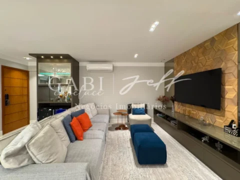Apartamento à venda no Ponta da Praia: