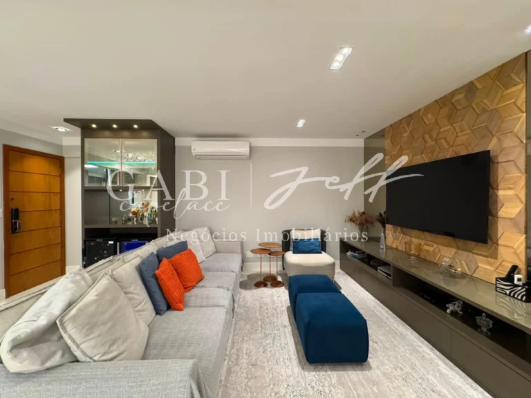 Apartamento à venda no Ponta da Praia: