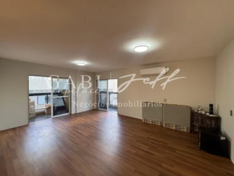 Apartamento à venda no EMBARÉ: