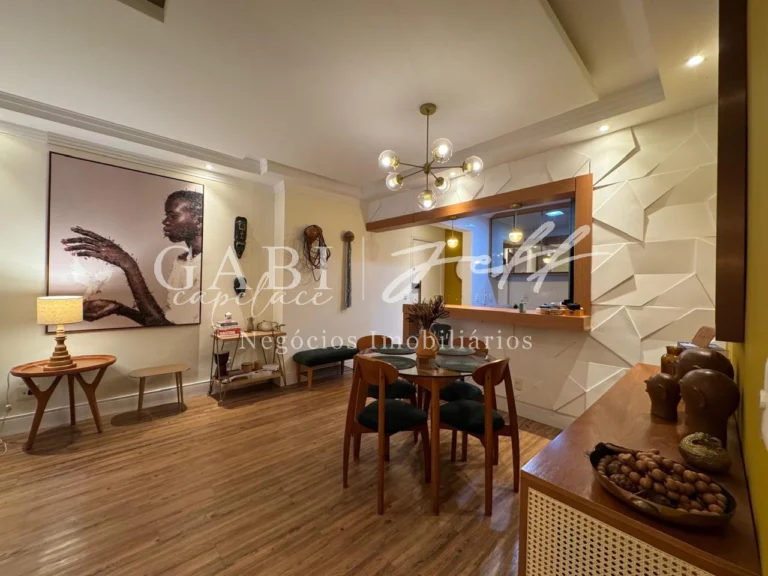 Apartamento à venda no Ponta da Praia: