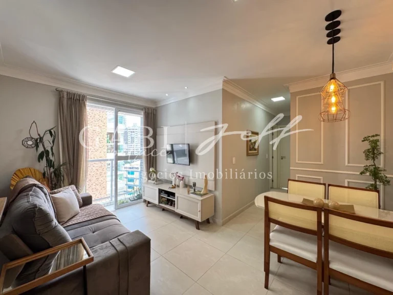Apartamento à venda no Ponta da Praia: