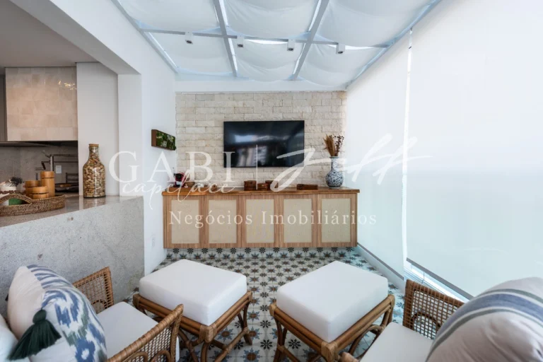 Apartamento à venda no Ponta da Praia: