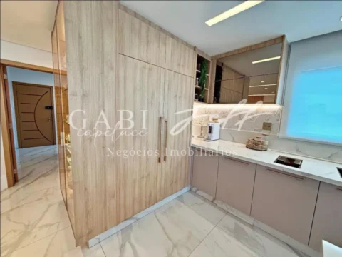 Apartamento à venda no Ponta da Praia: