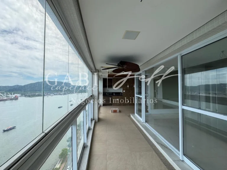 Apartamento à venda no Ponta da Praia: