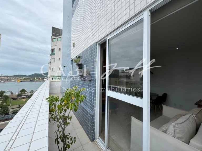 Apartamento à venda no Ponta da Praia: