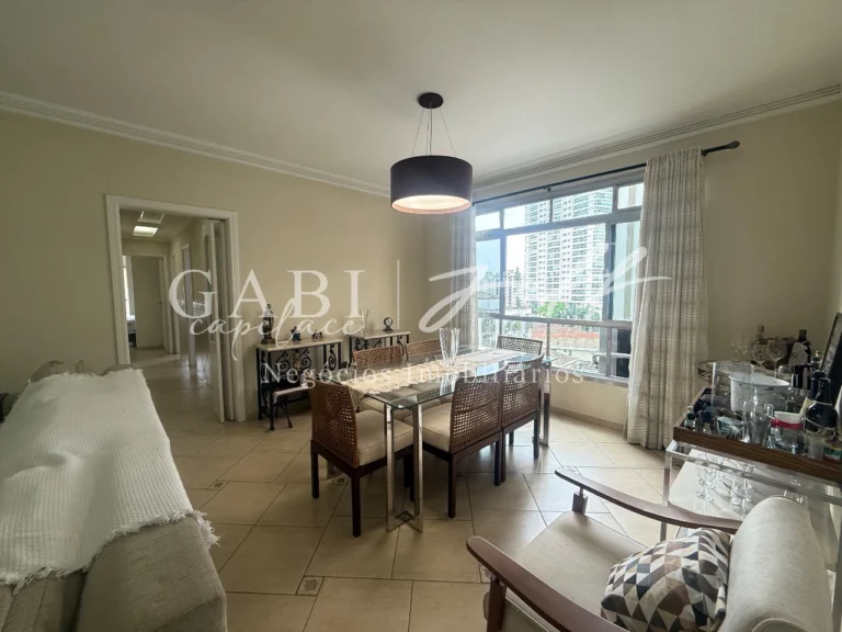 Apartamento à venda no Ponta da Praia: