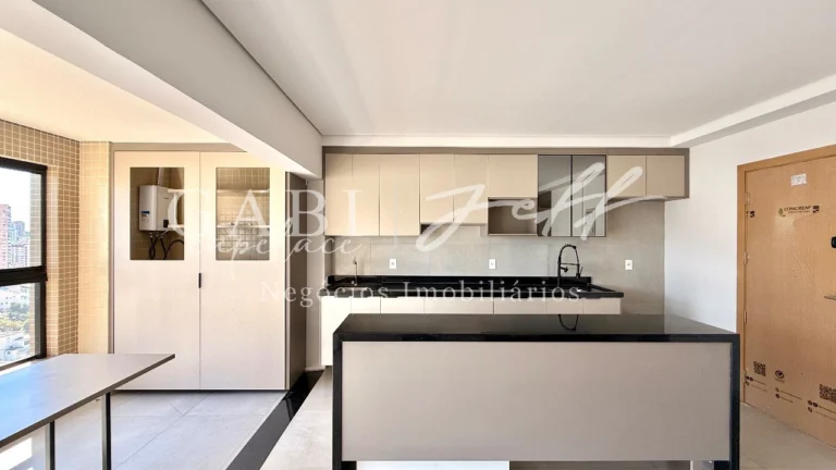 Apartamento à venda no Ponta da Praia: