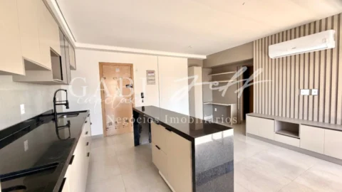 Apartamento à venda no Ponta da Praia: