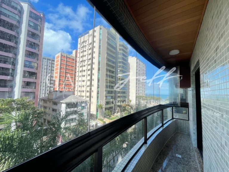 Apartamento à venda no EMBARÉ:
