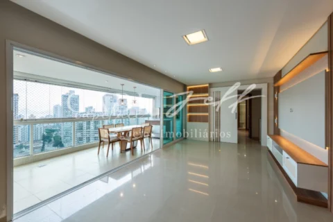 Apartamento à venda no Ponta da Praia:
