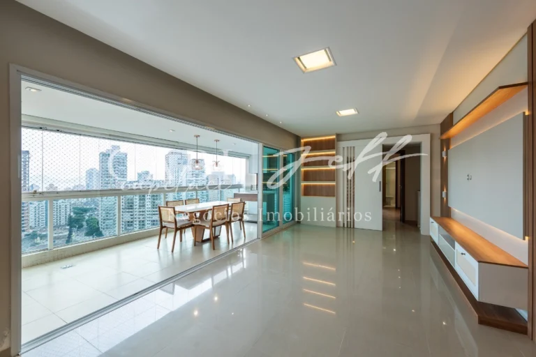 Apartamento à venda no Ponta da Praia: