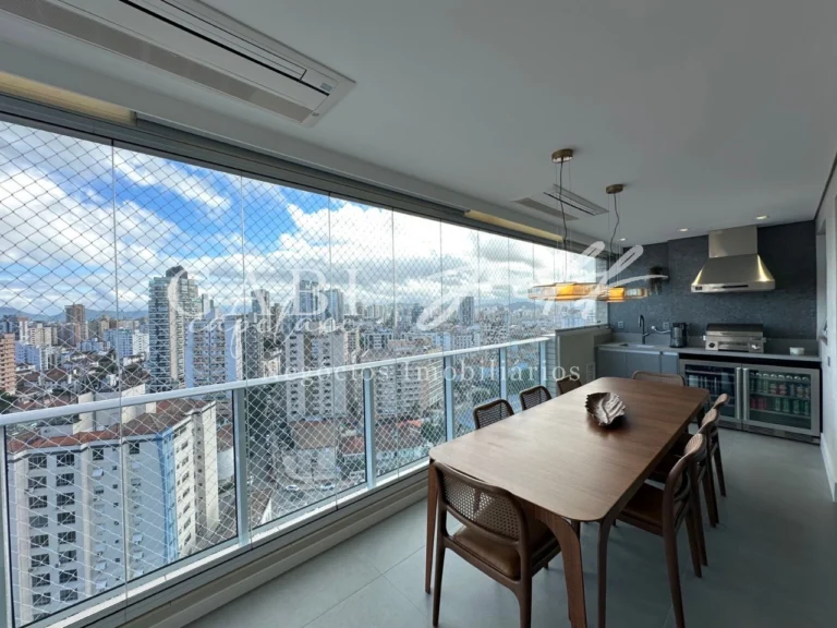 Apartamento à venda no Ponta da Praia: