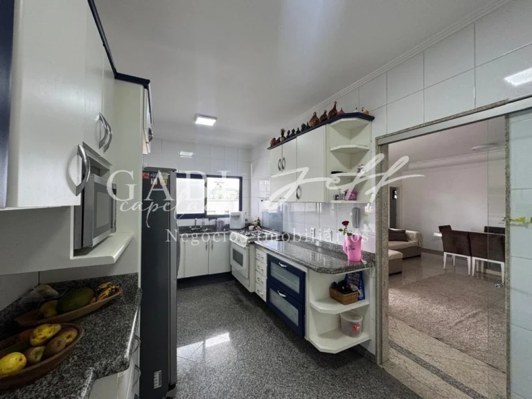 Apartamento à venda no Ponta da Praia: