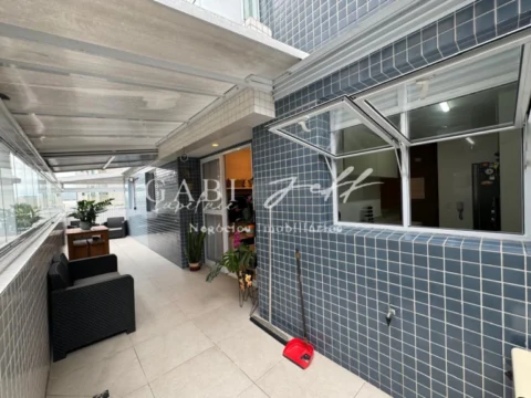 Apartamento à venda no Ponta da Praia: