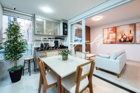 Apartamento à venda no EMBARÉ: