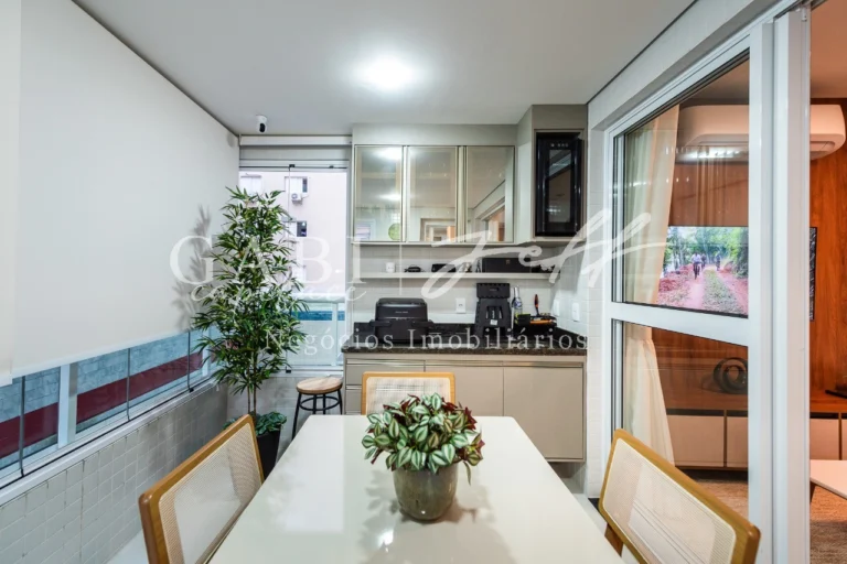 Apartamento à venda no EMBARÉ: