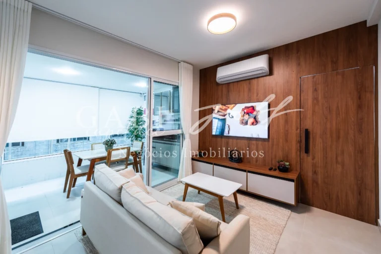 Apartamento à venda no EMBARÉ: