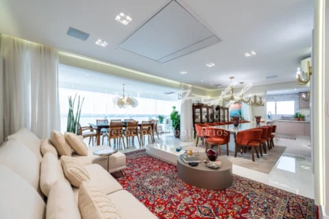 Apartamento à venda no EMBARÉ: