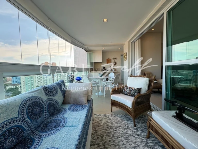 Apartamento à venda no Ponta da Praia: