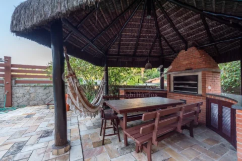 Casa à venda no MARAPÉ: