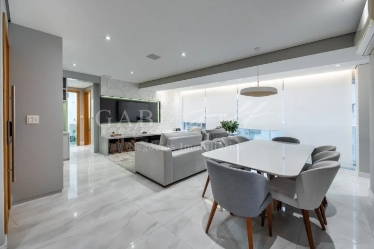 Apartamento à venda no Ponta da Praia:
