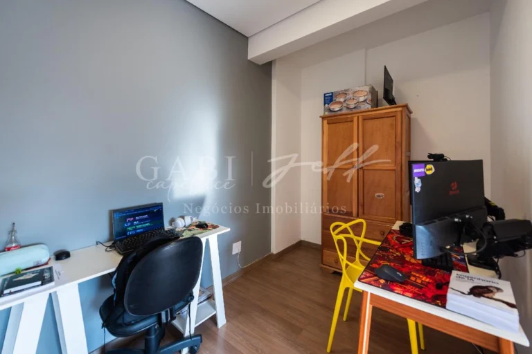 Apartamento à venda no Ponta da Praia: