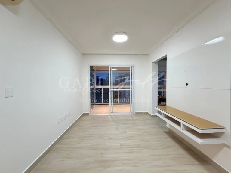 Apartamento à venda no EMBARÉ: