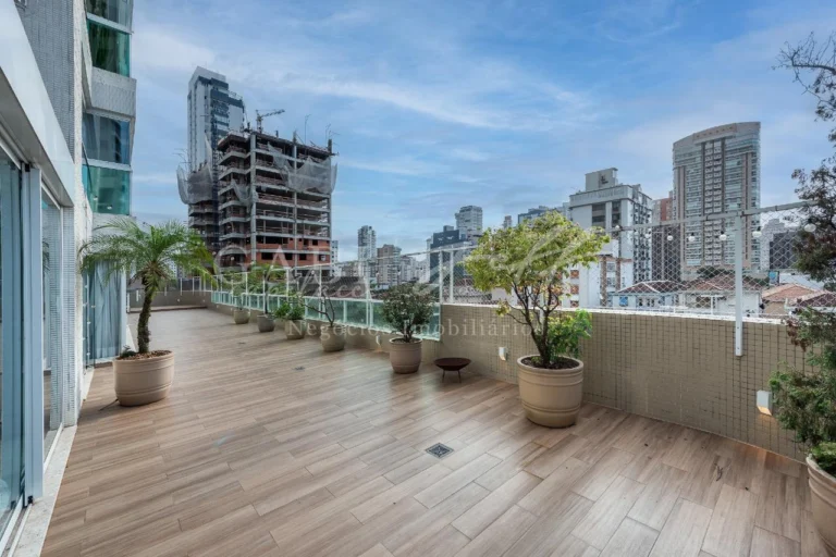Apartamento à venda no EMBARÉ: