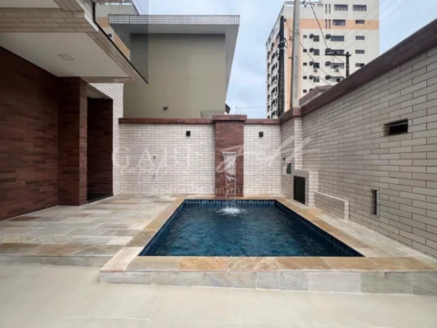 Casa à venda no Ponta da Praia: