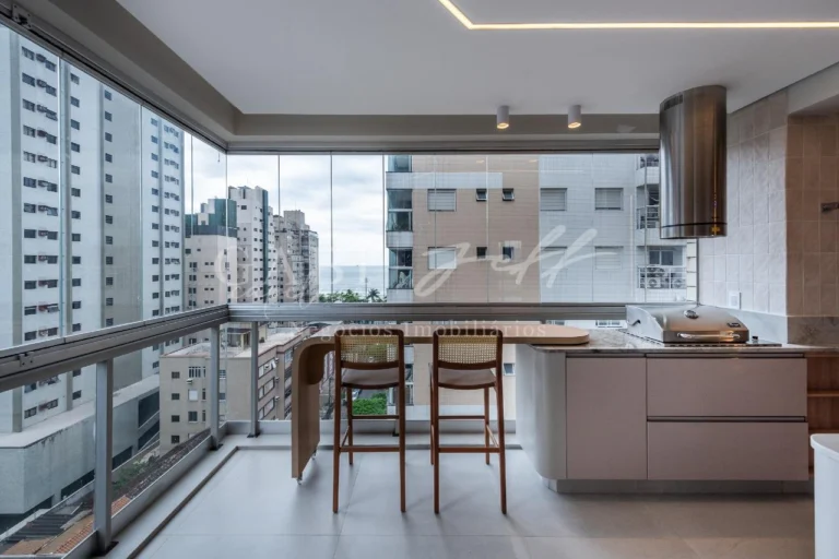 Apartamento à venda no EMBARÉ: