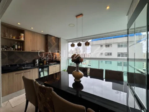 Apartamento à venda no Pompéia:
