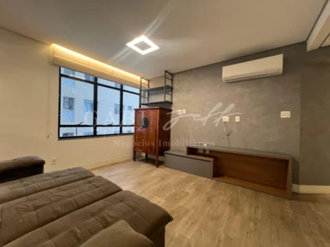 Apartamento à venda no Pompéia:
