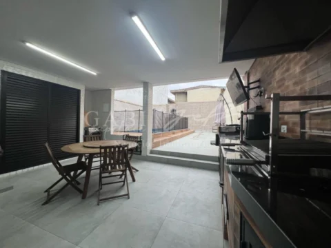 Casa à venda no MACUCO: